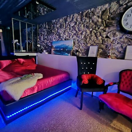 Sweet Loft Grenoble-Love Room Avec Jacuzzi & Sauna Zewnętrze zdjęcie