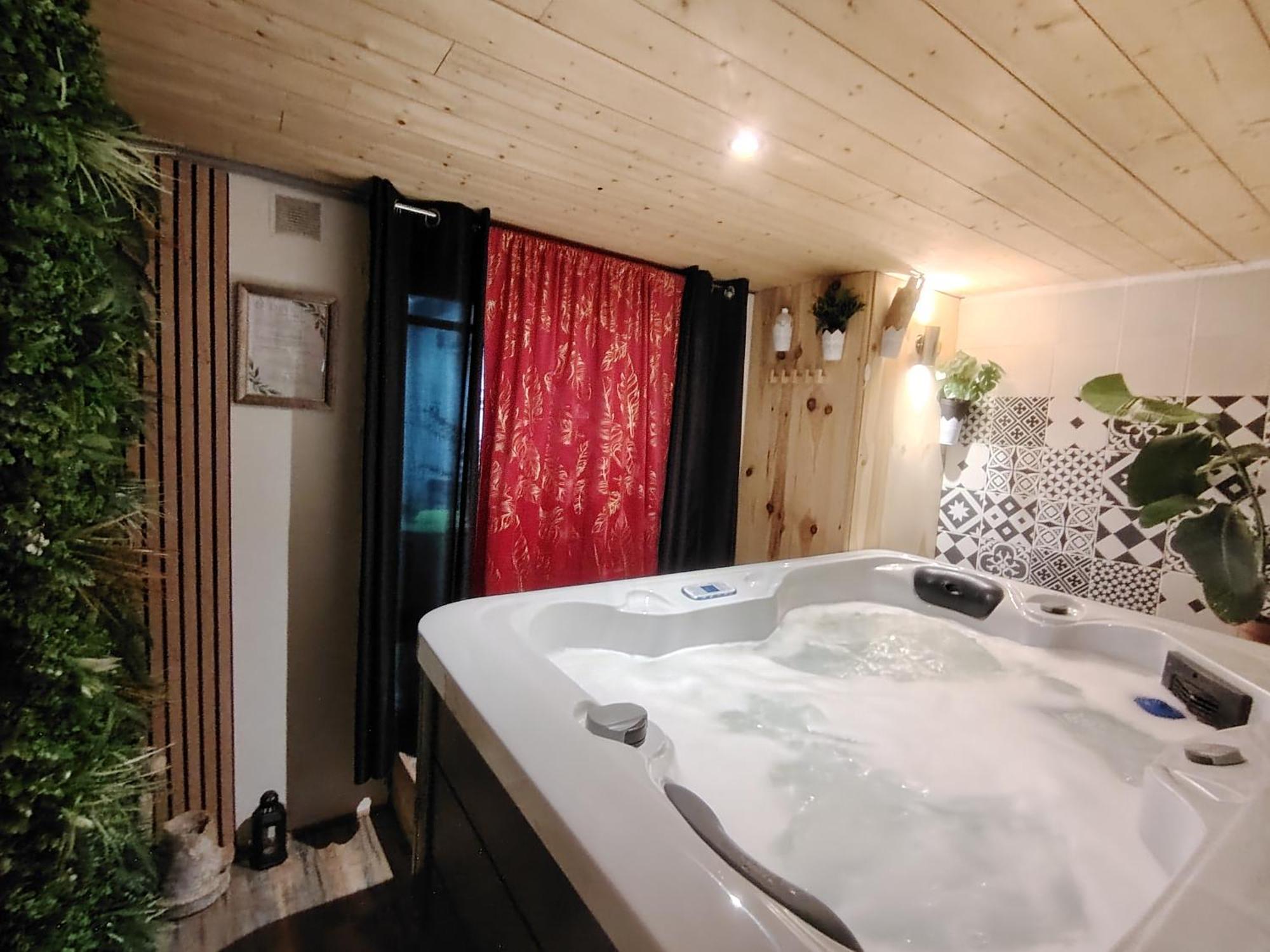 Sweet Loft Grenoble-Love Room Avec Jacuzzi & Sauna Zewnętrze zdjęcie
